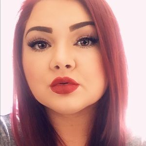 Meet your Posher, Tabitha